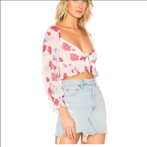 🎀SOLD🎀Revolve Front Tie Ruffle Floral Crop Top - Picture 2 of 7